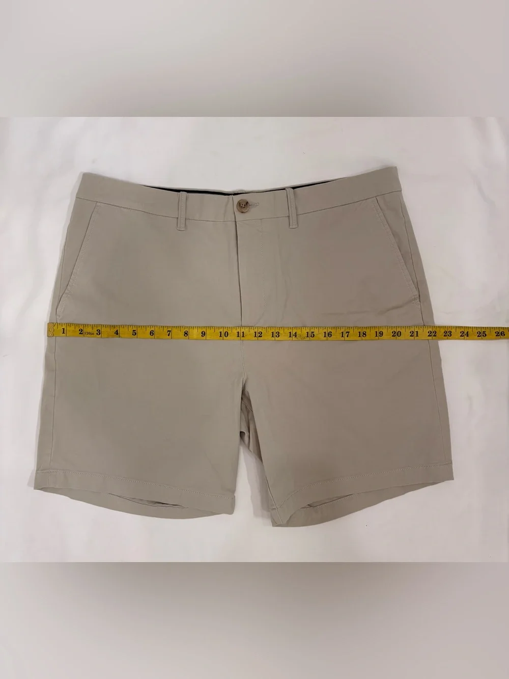 Men’s Original Penguin Munsing Wear Khaki Chino Shorts Size 36